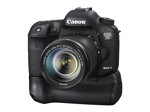 Canon EOS 7D Mark II image 12