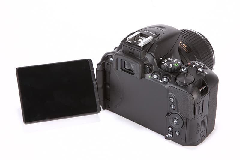 Nikon D5500 Review -product-shot-11