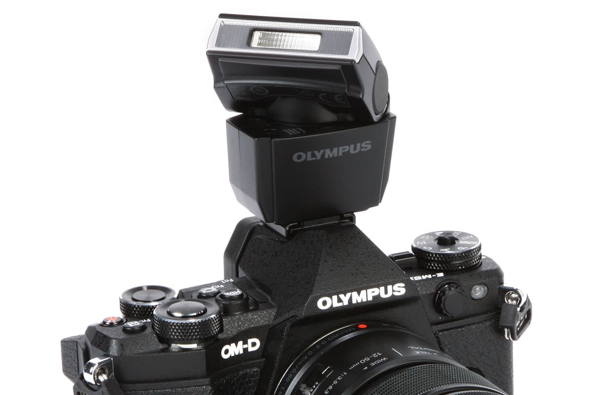 Olympus OM-D E-M5 Mark II flash unit