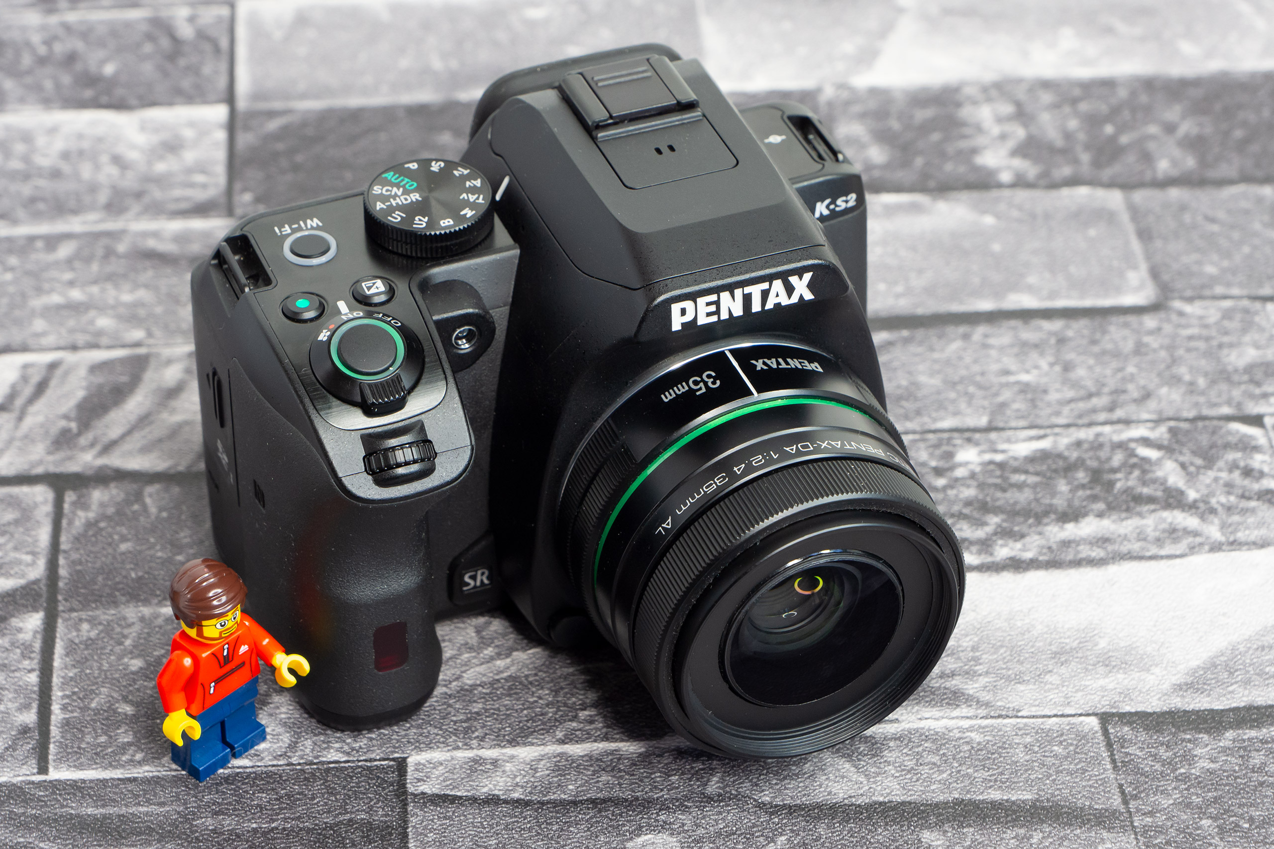 PENTAX K-s2