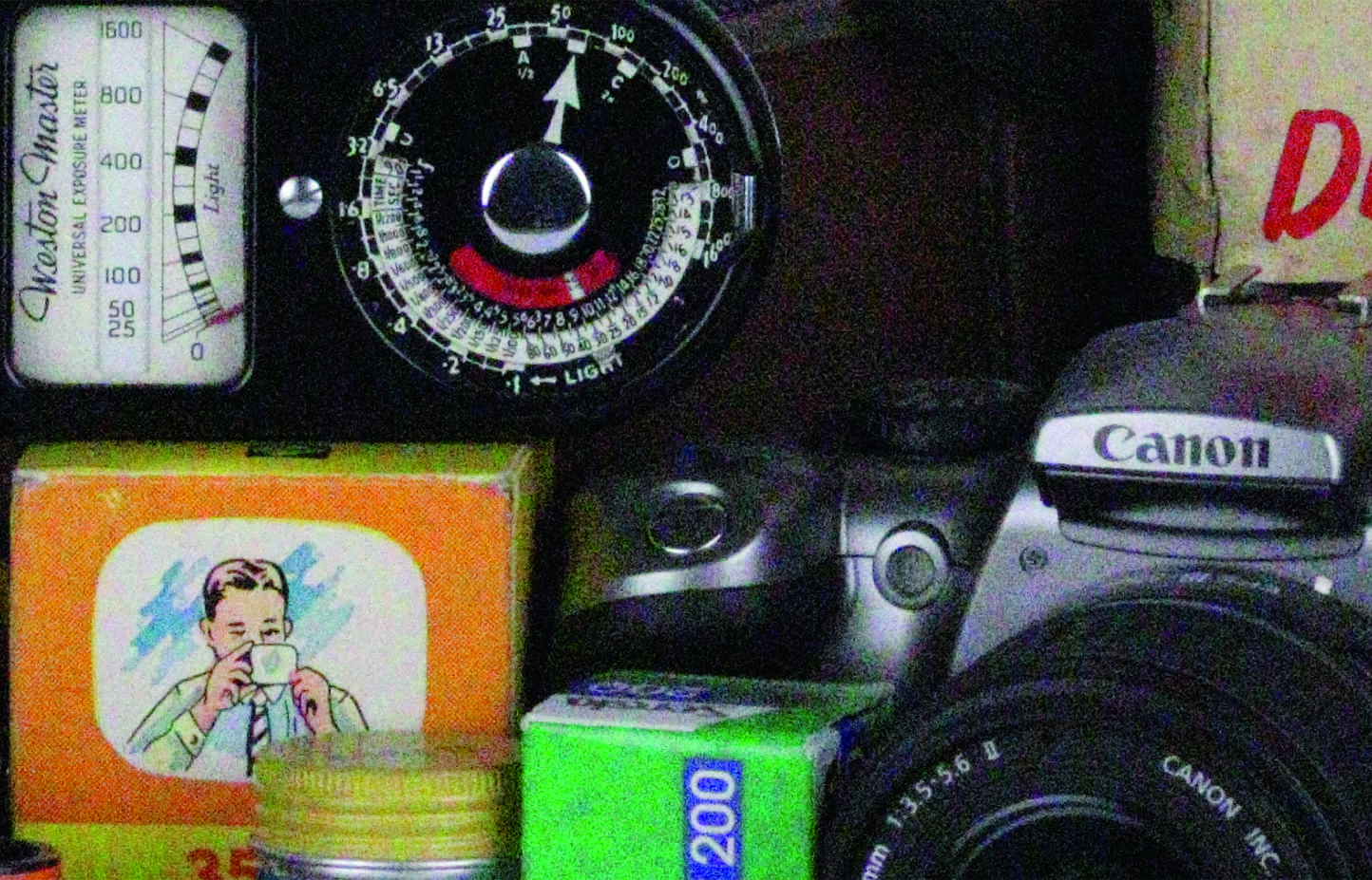 Canon EOS 750D diorama ISO 25600