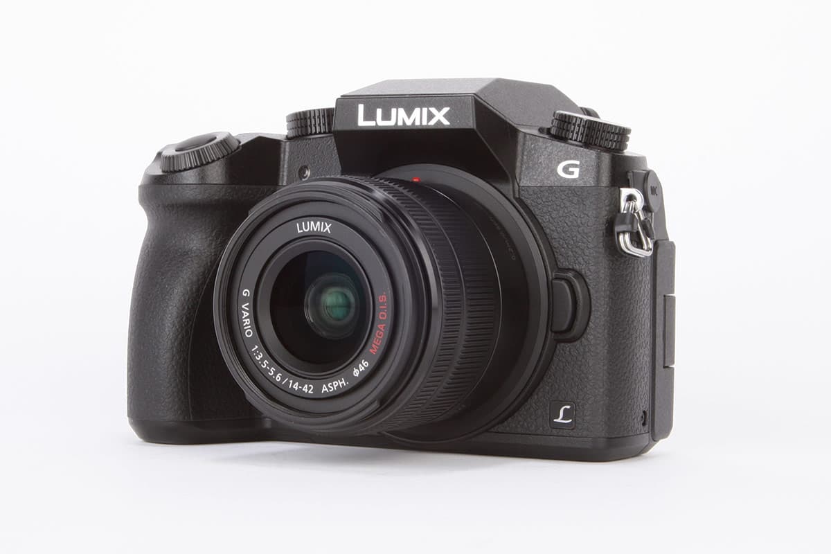 lumix g70 review