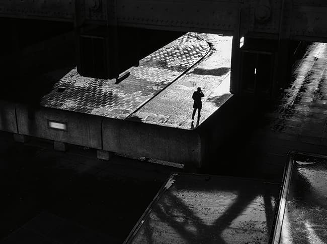 Phone call by Rupert Vandervell When shooting people, I try to anticipate their movements commandments of street photography