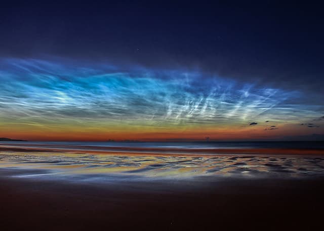 Sunderland Noctilucent Cloud Display