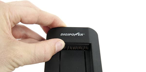 DigiPower Smart Battery Charger
