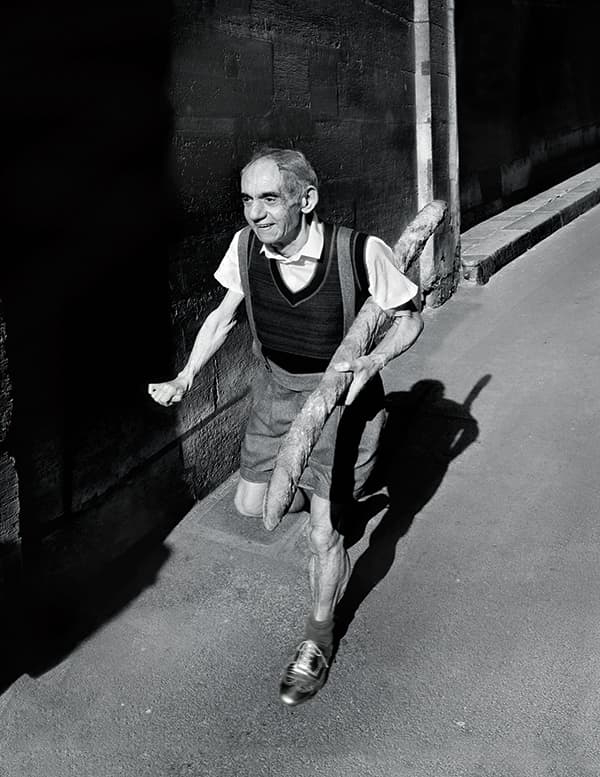 Ricardo in a reimagining of Willy Ronis’s 1952 image ‘The Little Parisian’. ©Catherine Balet