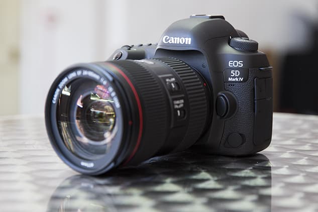 EOS 5D Mark IV Review : First looks hands on