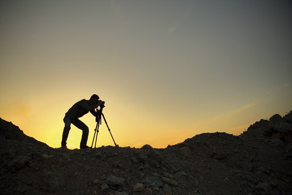 Using-a-tripod-Istock