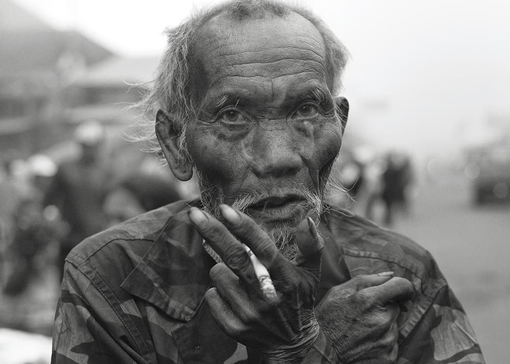 gavin mills old man smoking