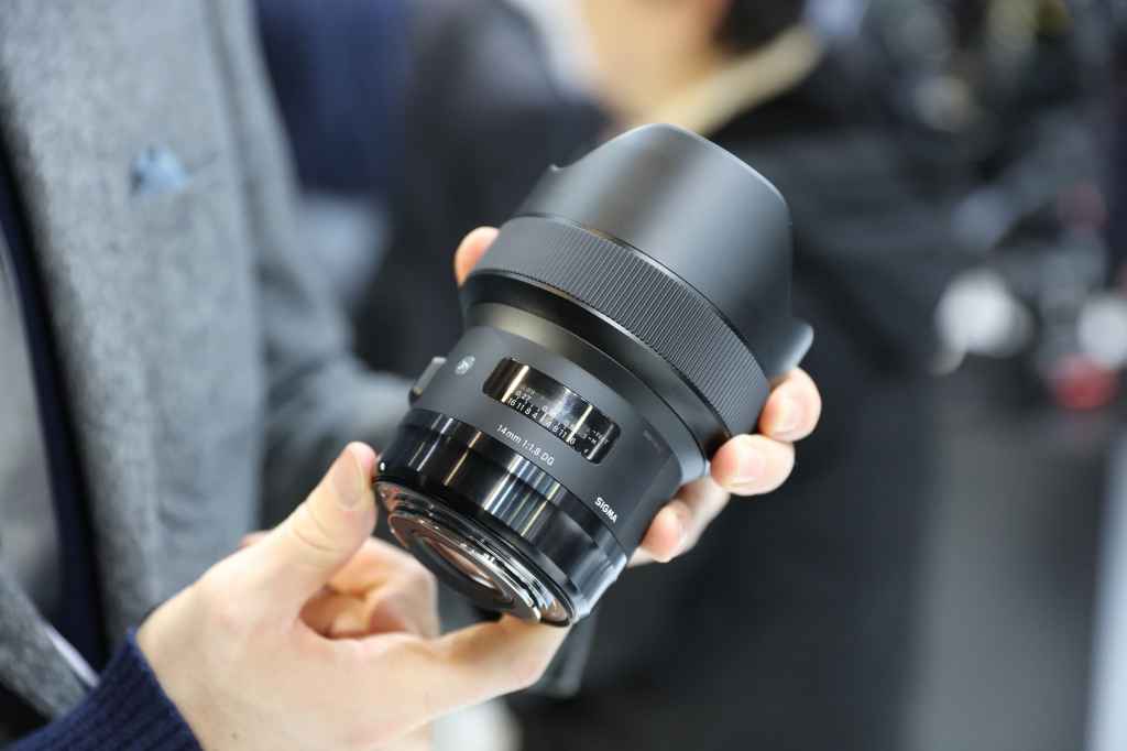 Sigma 14mm f/1.8 DG HSM Art lens