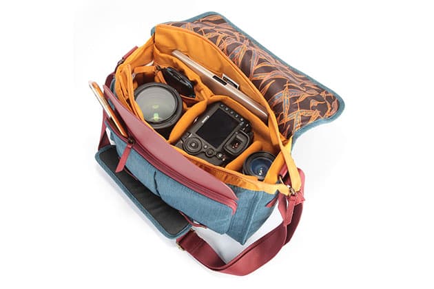 National Geographic AU 2450 bag