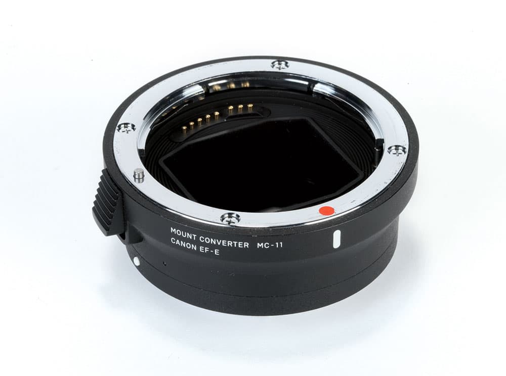 Lens mount adapters Sigma MC-11 adapter