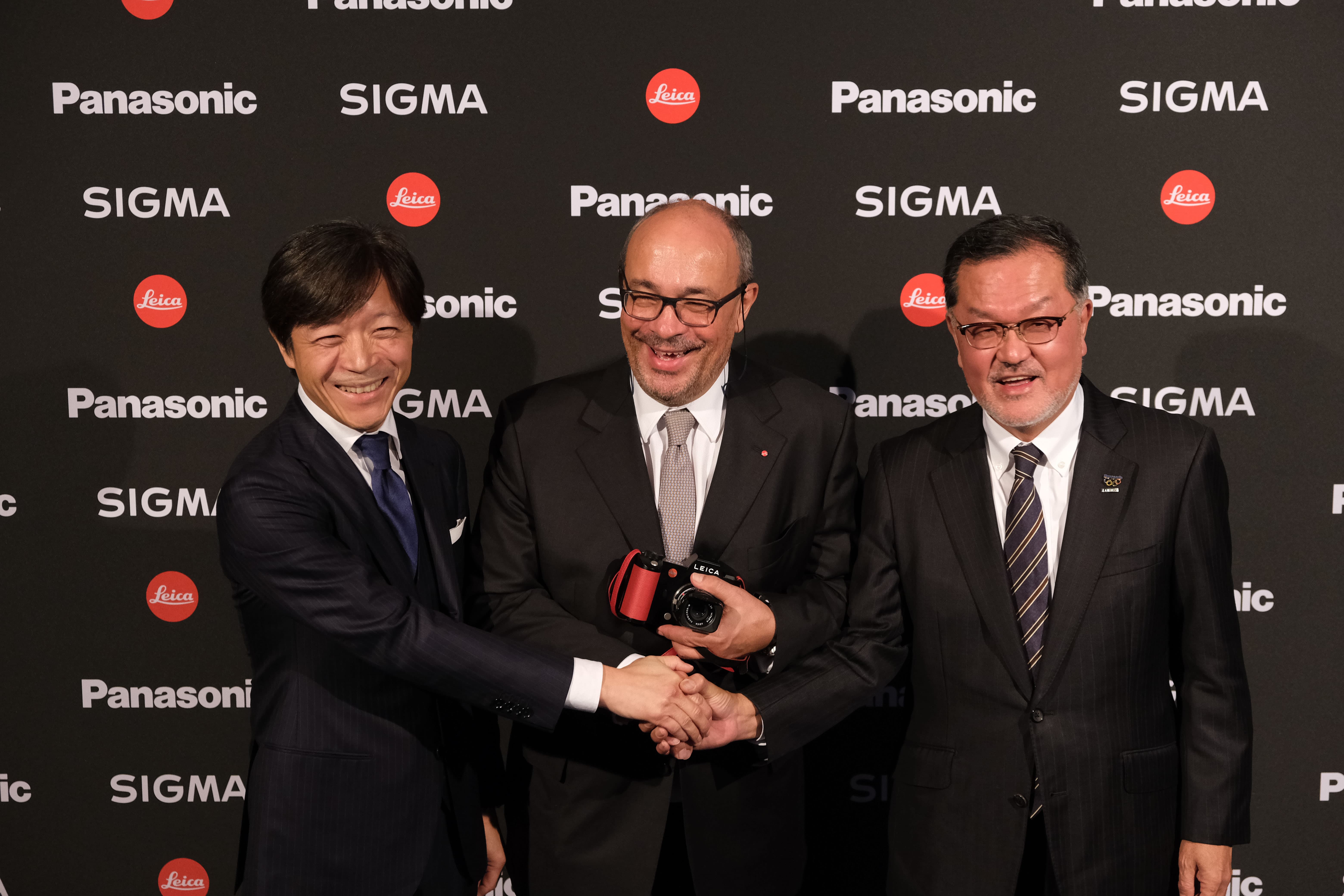 Overzicht portemonnee Blind Photokina 2018: Leica joins forces with Panasonic and Sigma to form L-Mount  Alliance - Amateur Photographer