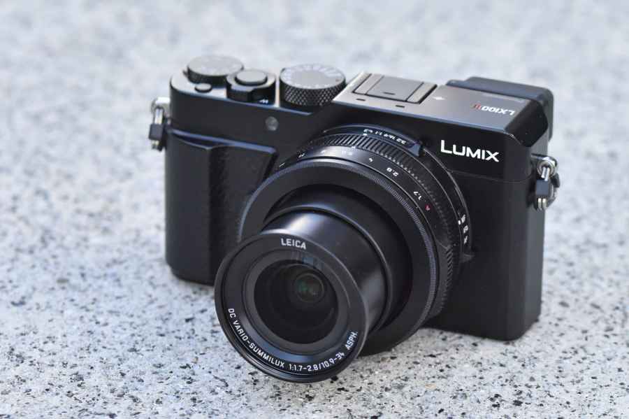 Lumix LX100 II