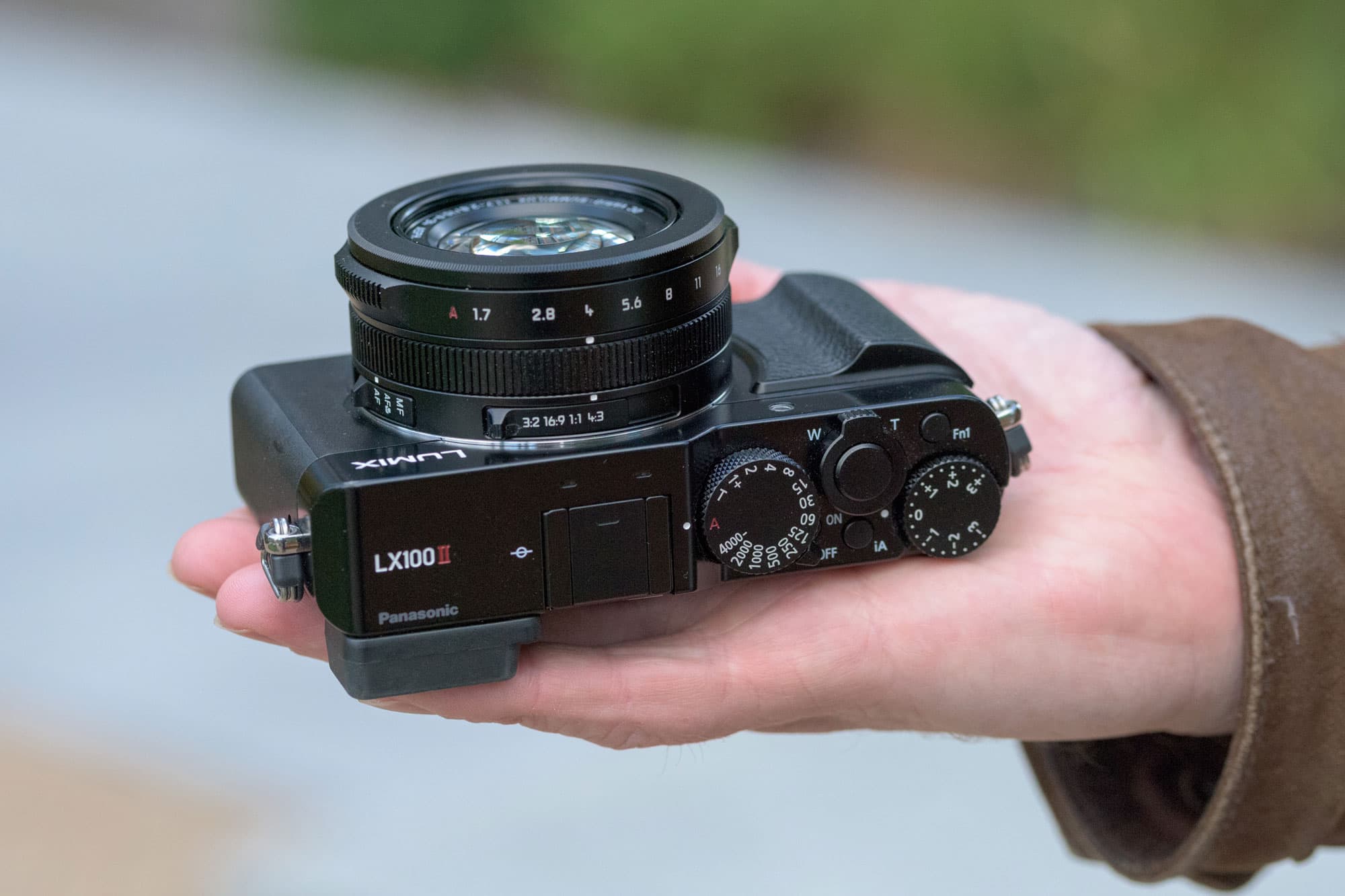 lijn steeg koel Panasonic Lumix LX100 II review - Amateur Photographer