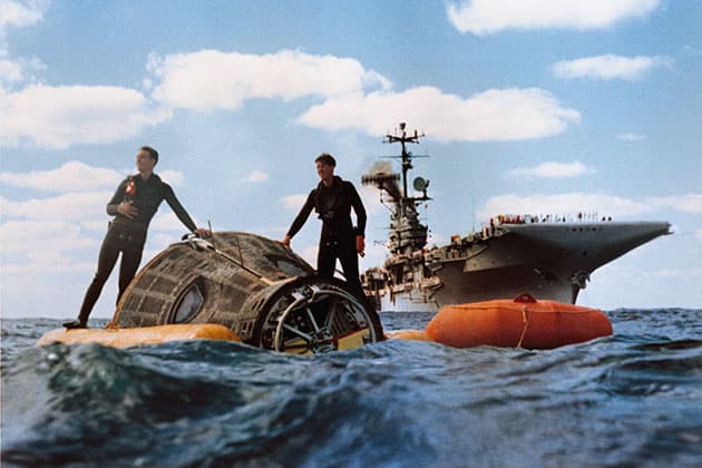 NASA navy divers retrieving Gemini 6A crew