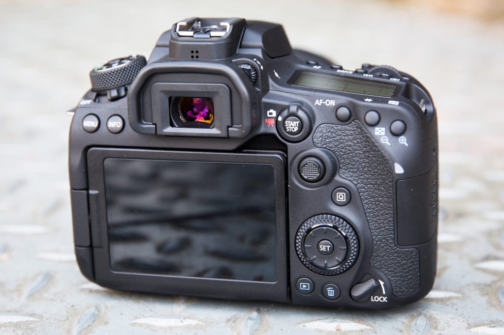 Canon 90D Review