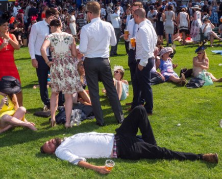 Viewpoint drinkers at Ascot