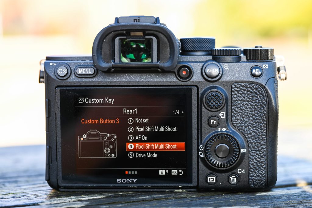 Sony quietly updates the a7R III, a7R IV with improved LCD panels: Digital  Photography Review