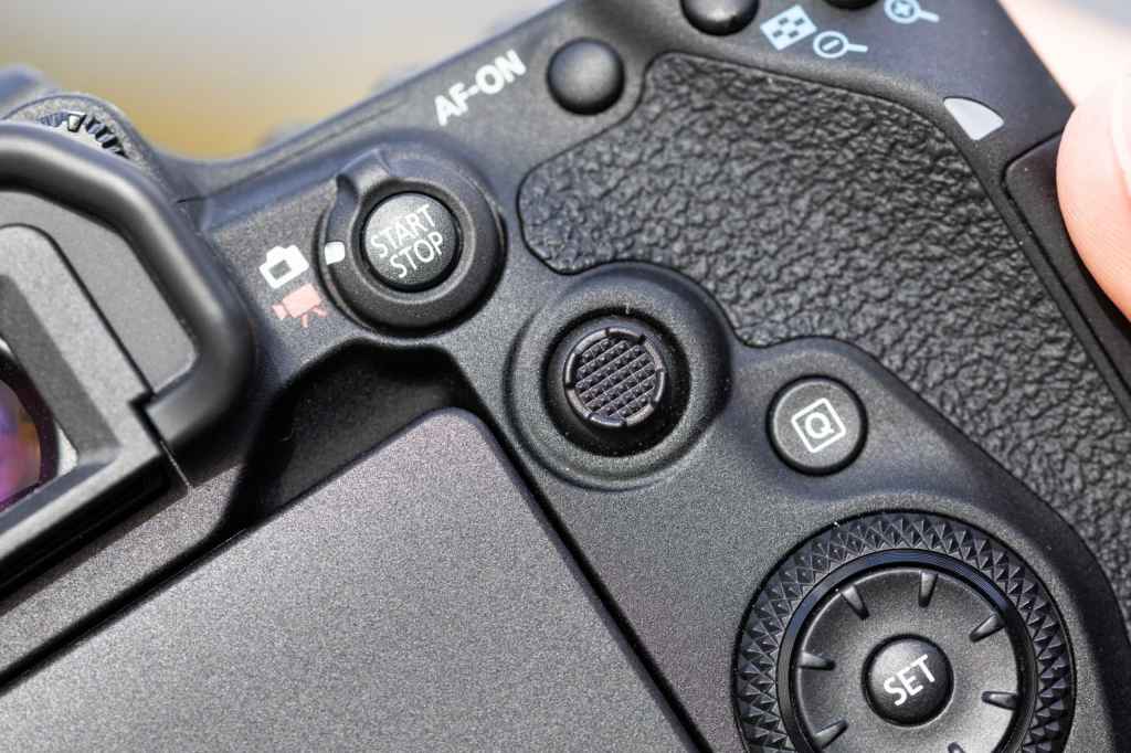 Canon EOS 90D joystick