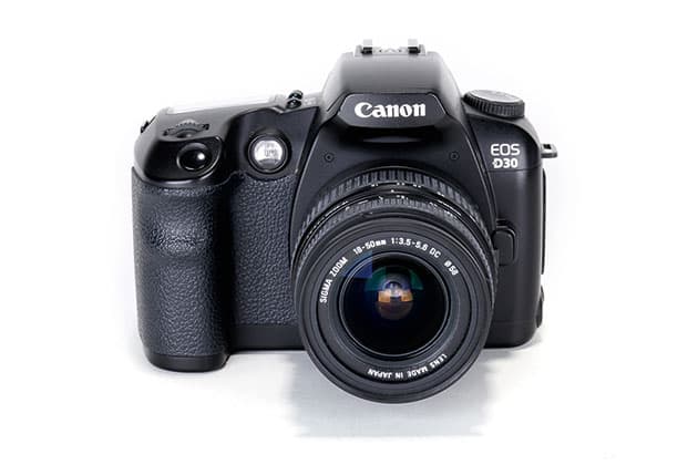 Canon EOS D30