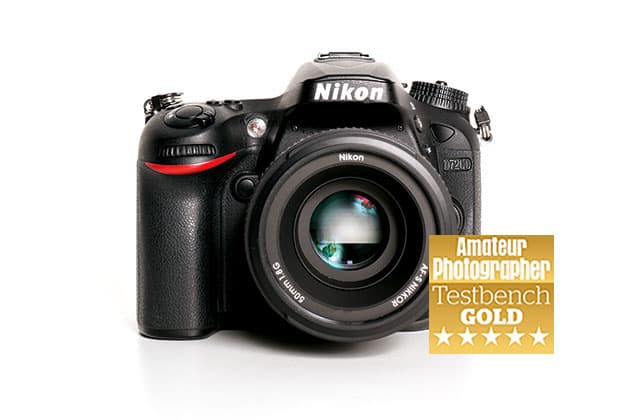 Nikon D7200 gold