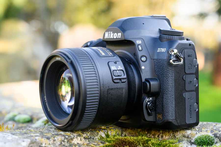 Nikon D780