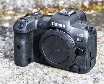 Canon EOS R5