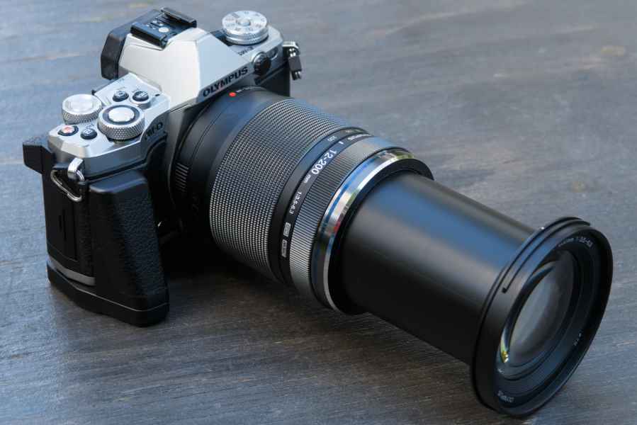 Olympus 12-200mm review