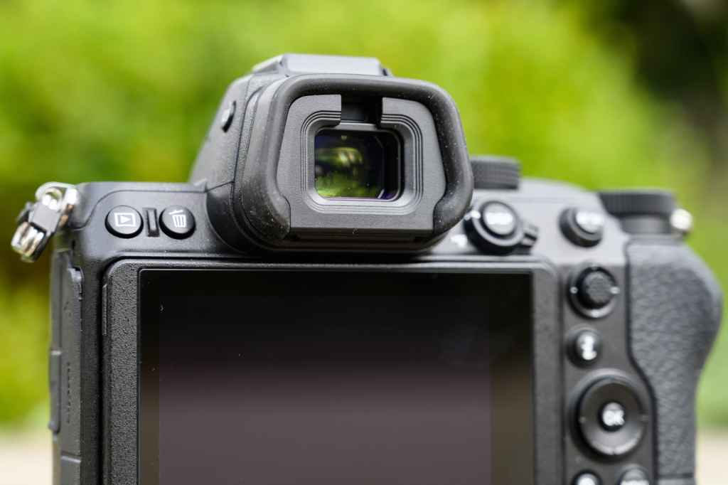 Nikon Z5 viewfinder