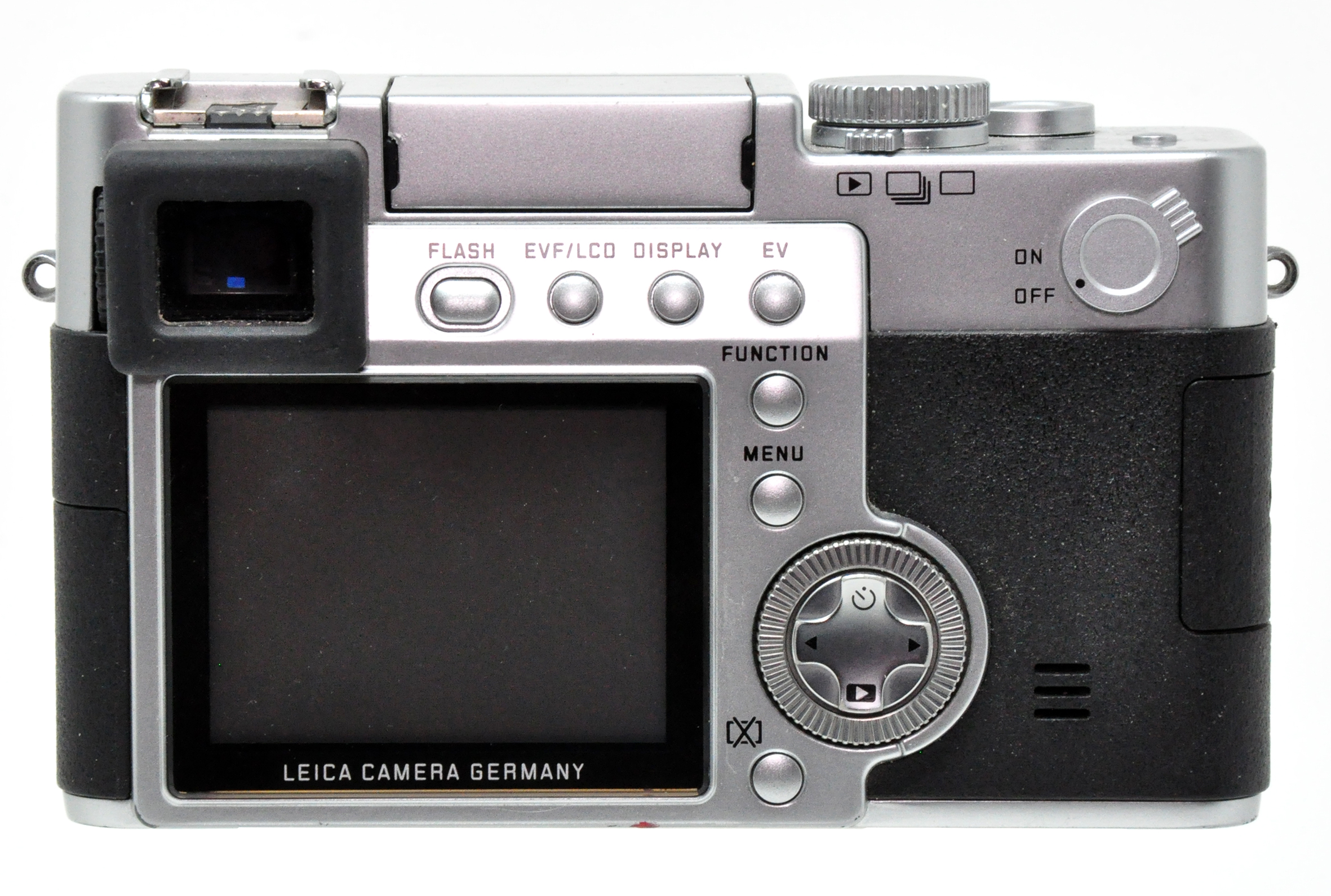 From the rear, the Digilux 2 has a large 2.5-inch LCD screen and neatly arranged push-button controls. Photo John Wade