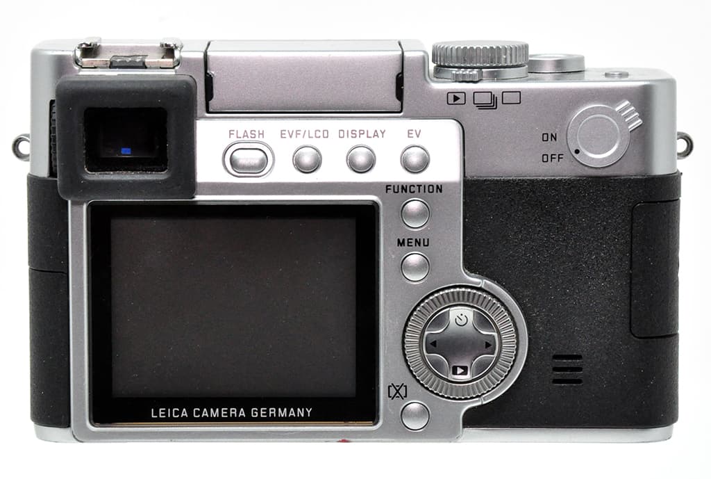 The 16-year-old Leica Digilux 2 is still a great camera