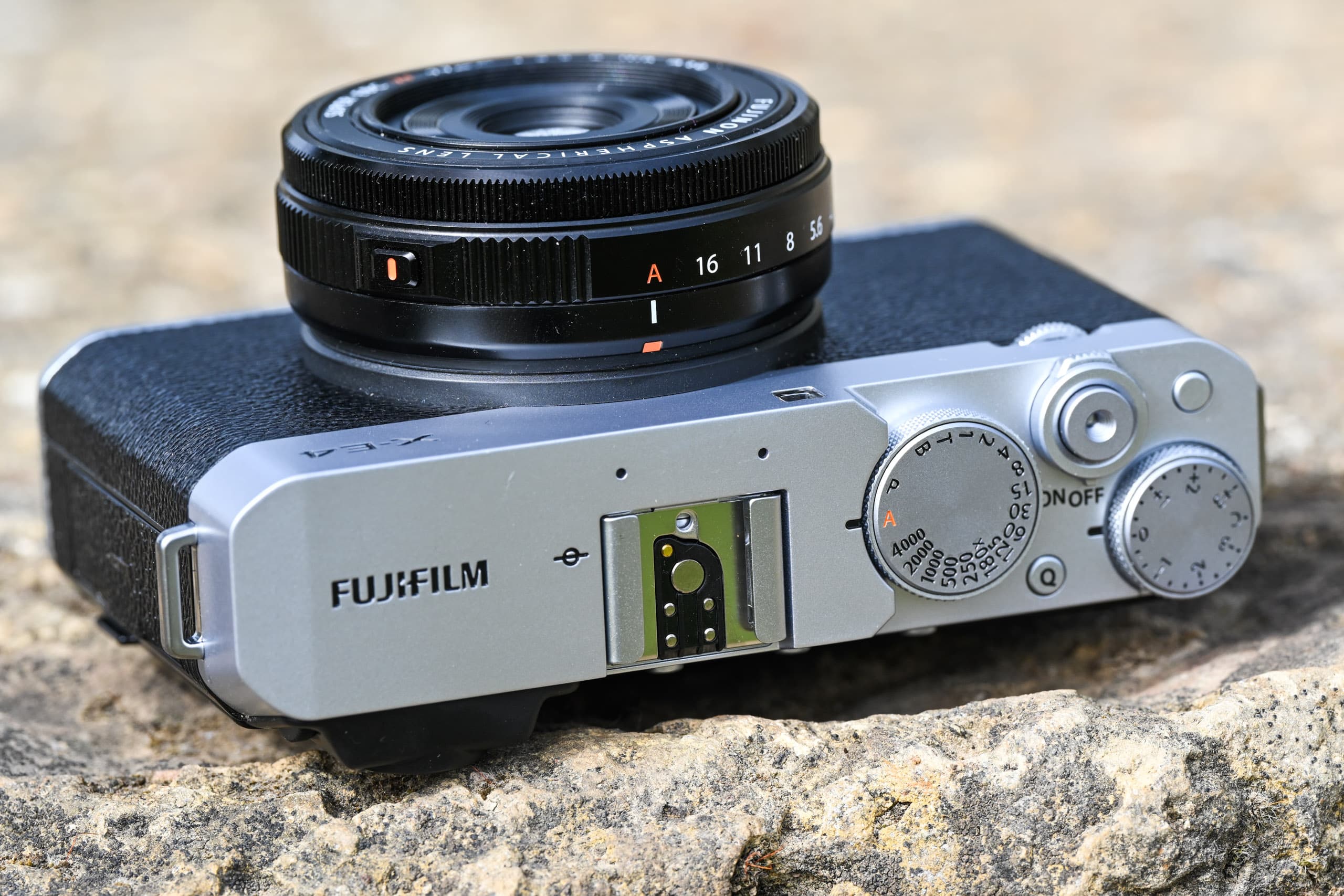 Fujifilm X-E4