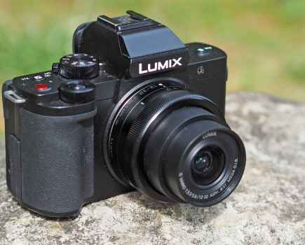 Panasonic Lumix G100 with 12-32mm Lens