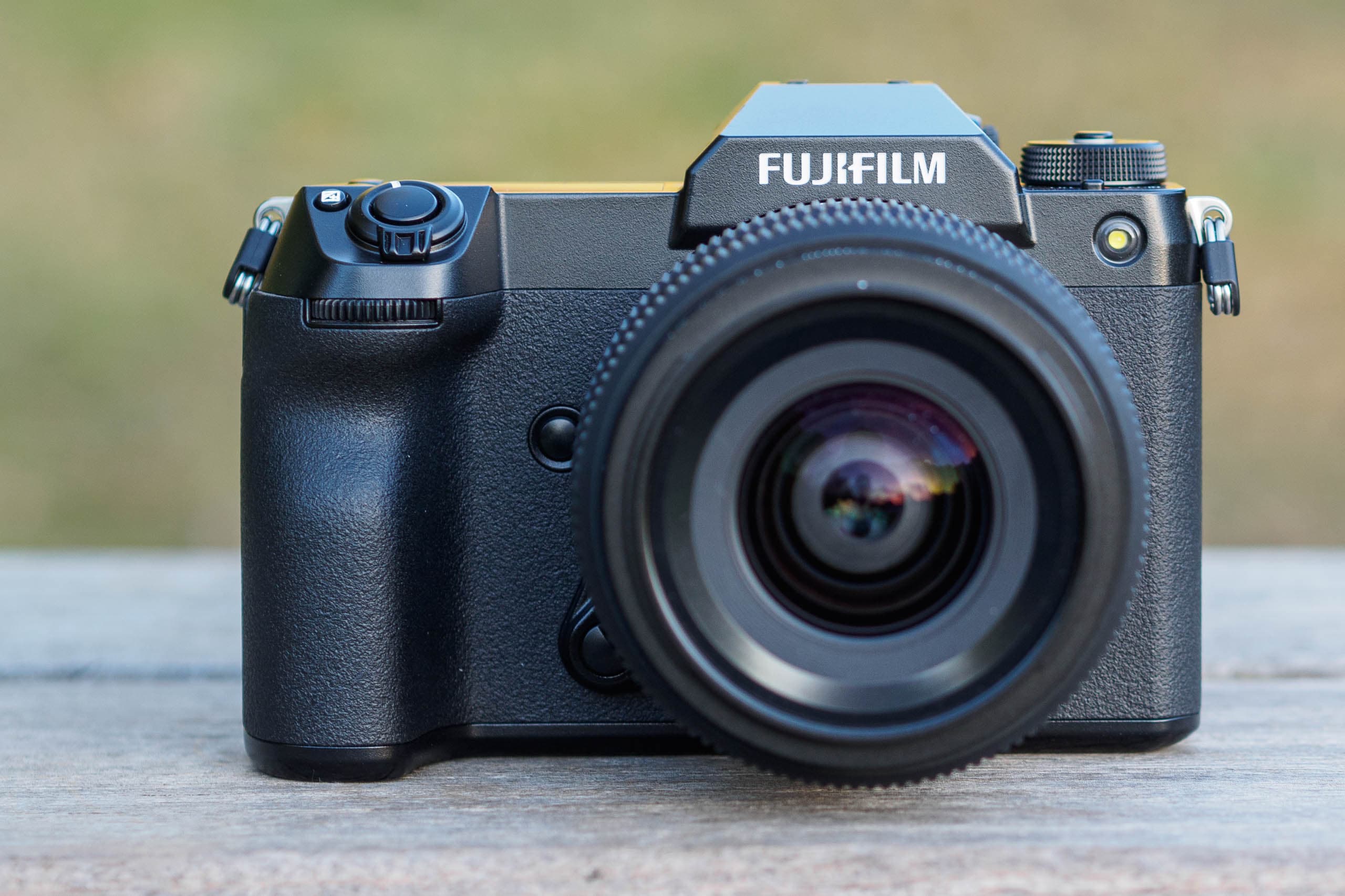 Fujifilm GFX50S II front view