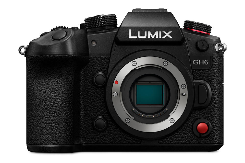 The Panasonic Lumix GH6’s 25MP sensor does not feature phase-detection AF, instead using DFD AF