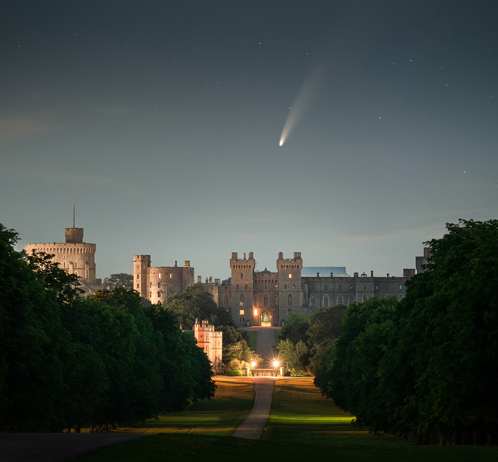comet over windsor castle astro photography night