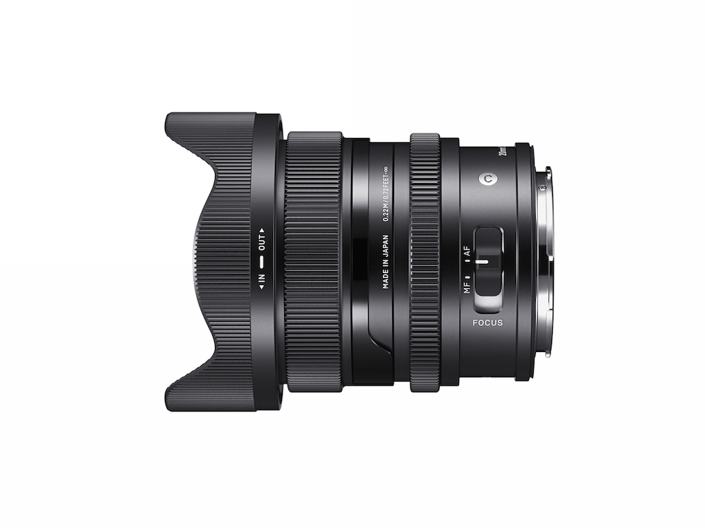 A side view of the Sigma 20mm F2 DG DN lens with the AF/MF switch shown