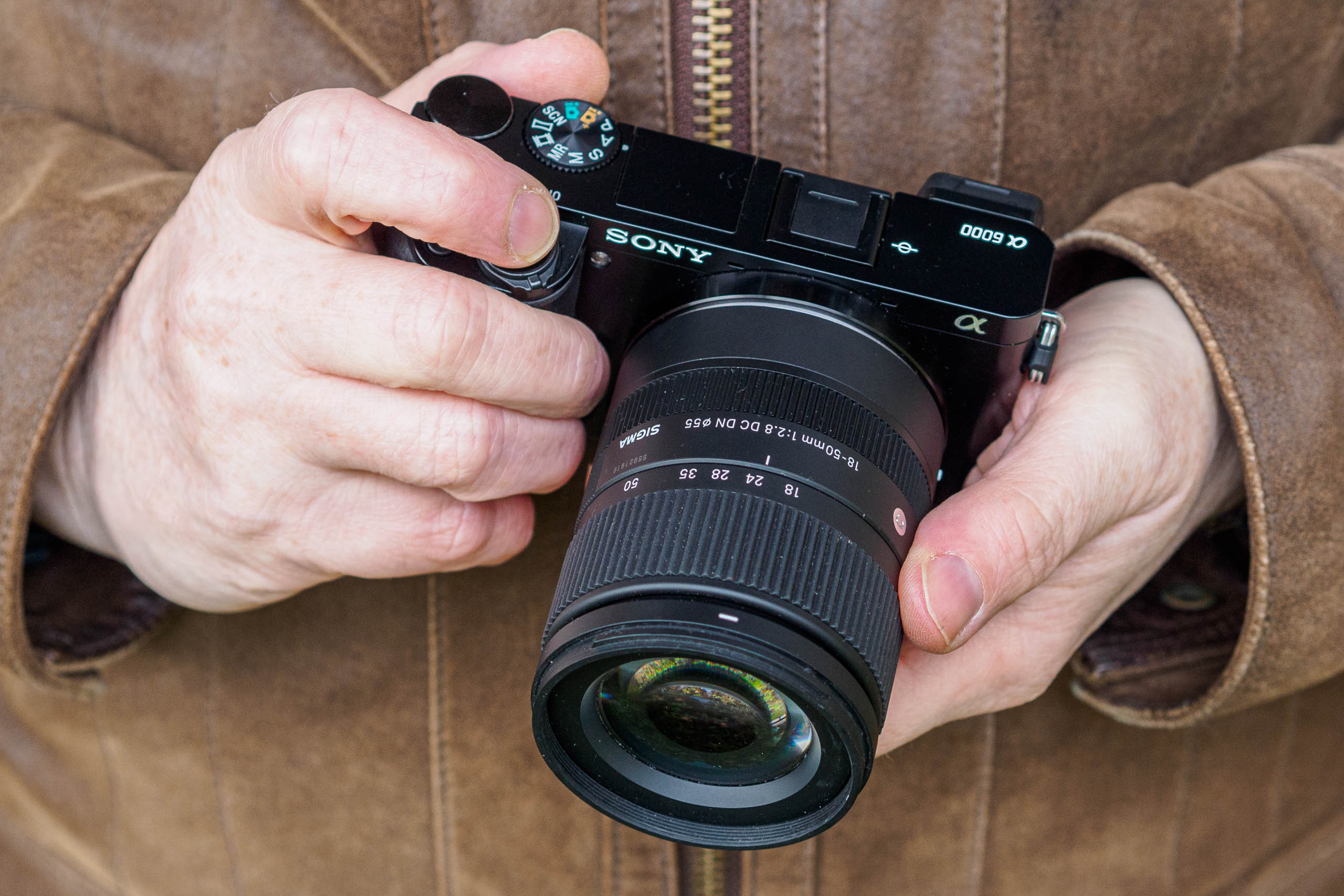 Sigma 18-50mm F2.8 DC DN | C review - a fine fast zoom for APS-C