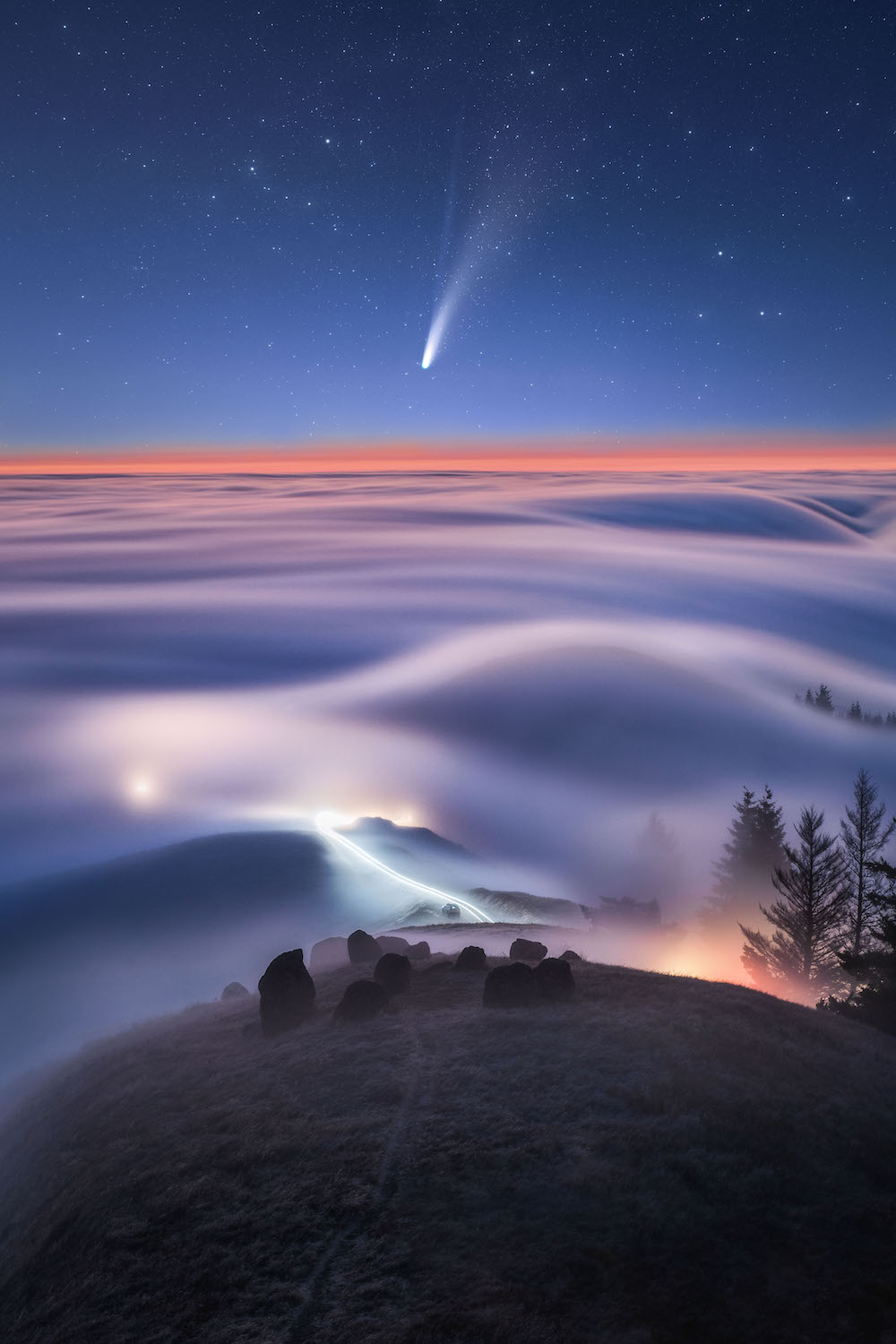 Tanmay Sapkal - Comet NeoWise Setting, won the Photograph of the Year in the International Landscape Photographer of the Year 2021 competition. Image: Tanmay Sapkal/The 8th International Landscape Photographer of the Year competition