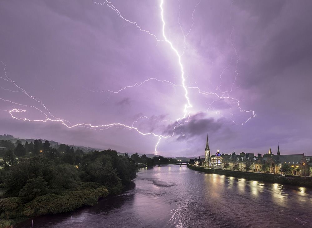 Perth Lightning, Perth, won the Scottish Landscape - Urban Greenspace category of the Scottish Nature Photographer of the Year Awards 2021. © Connor McLaren 