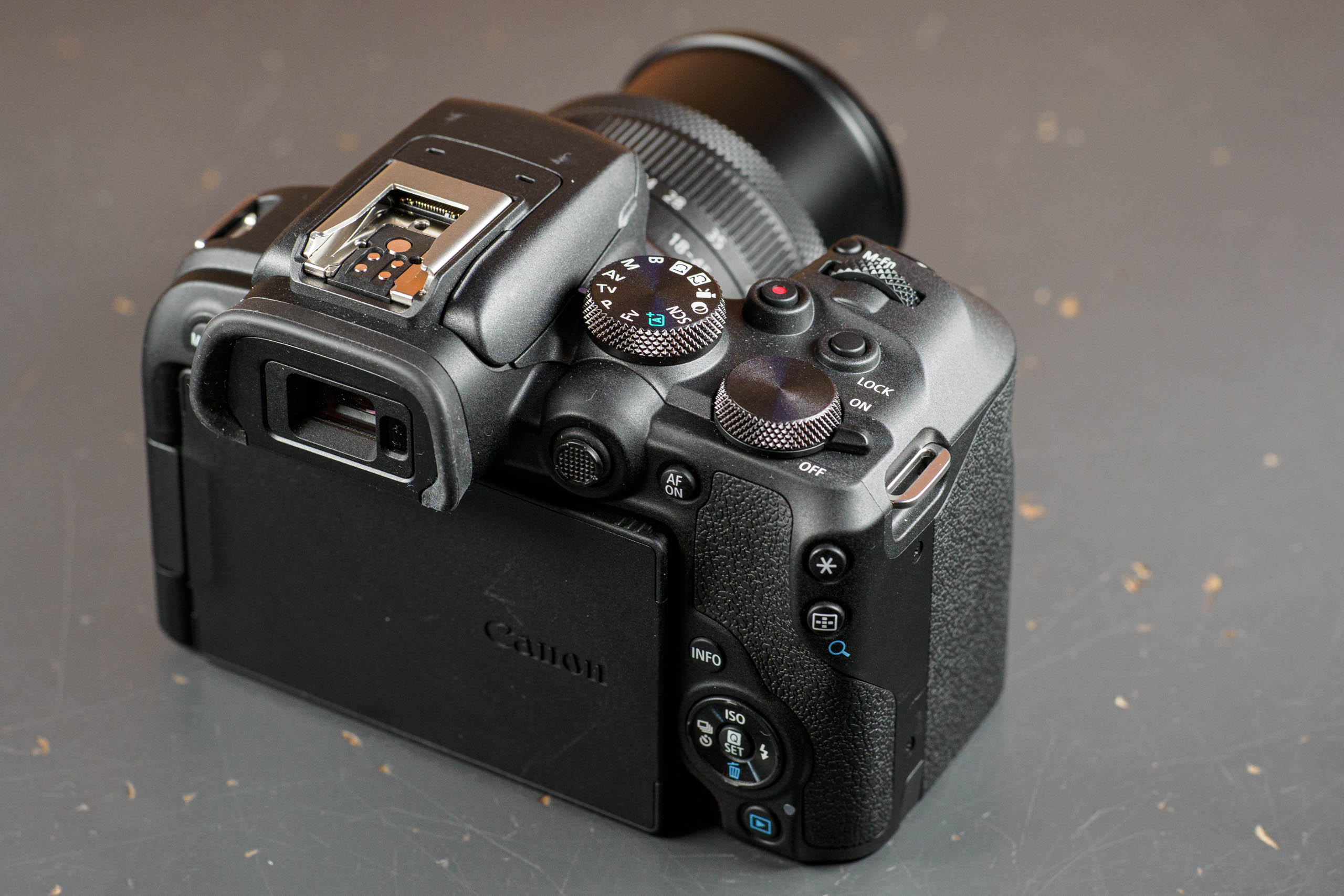 Canon EOS R10 controls