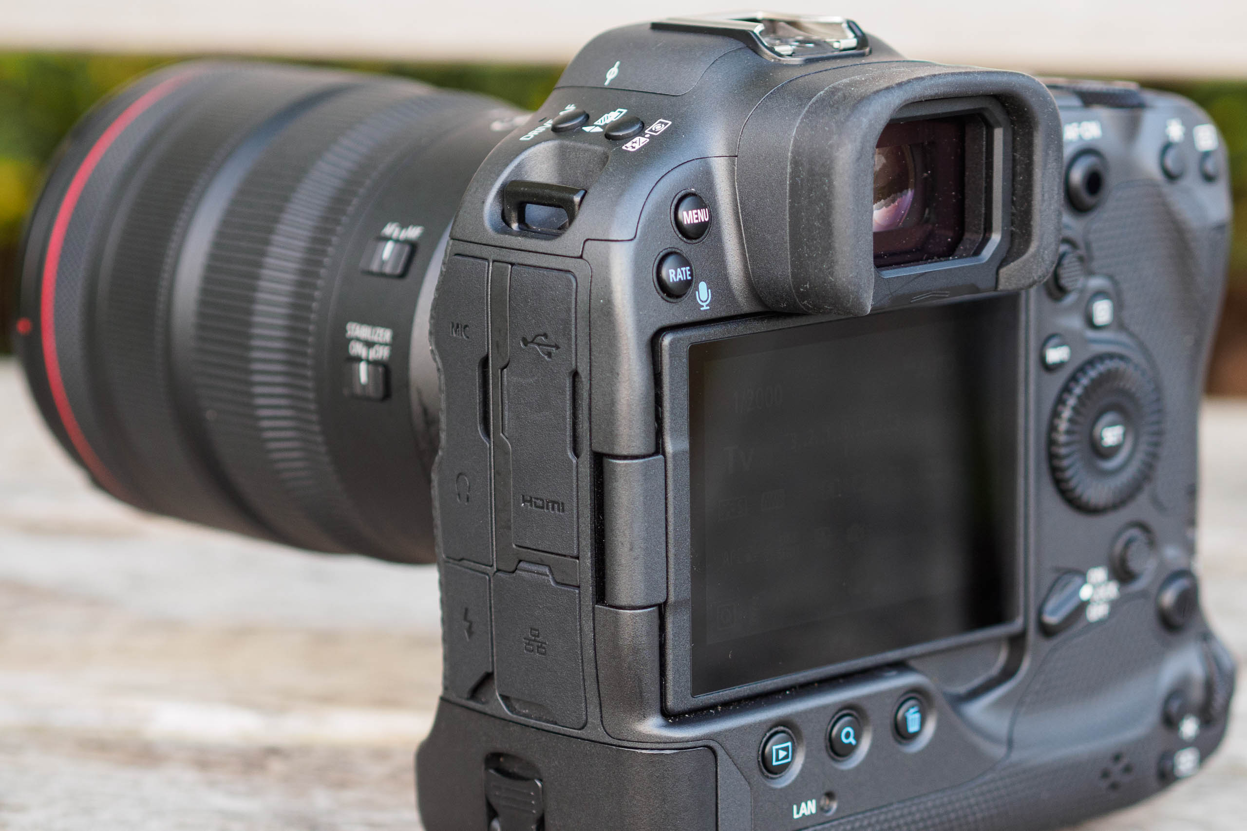 Canon EOS R3 viewfinder