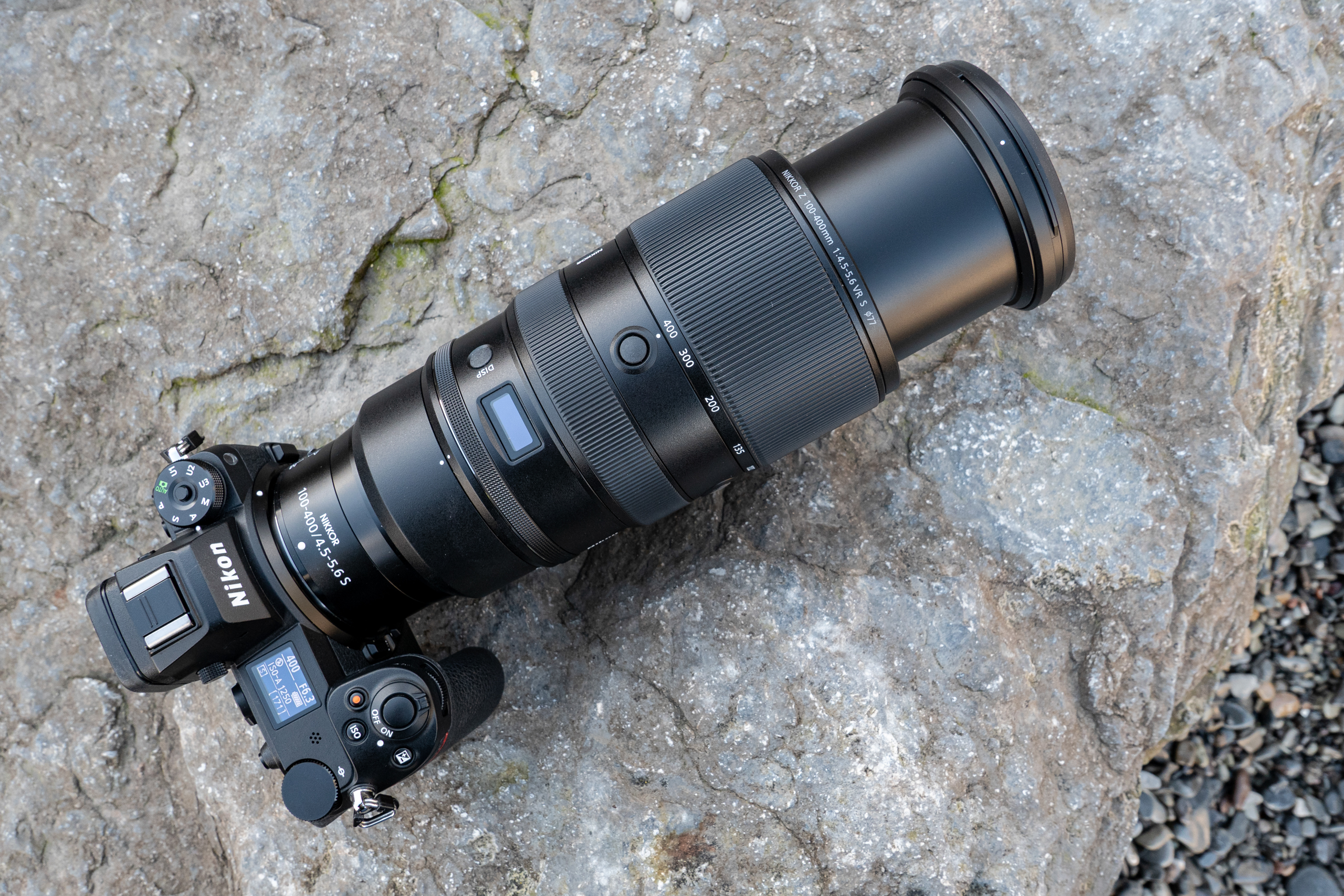 Nikon 100-400mm zoom lens extended