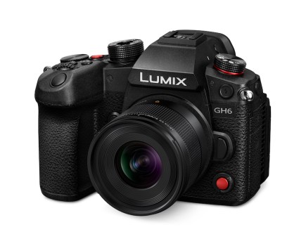 A video firmware update (Ver.2.0) for the Panasonic Lumix GH6 will be available from 5 July 2022