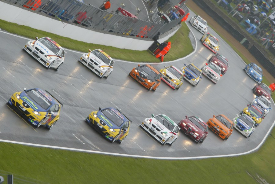 World touring cars on the starting grid at Brands Hatch