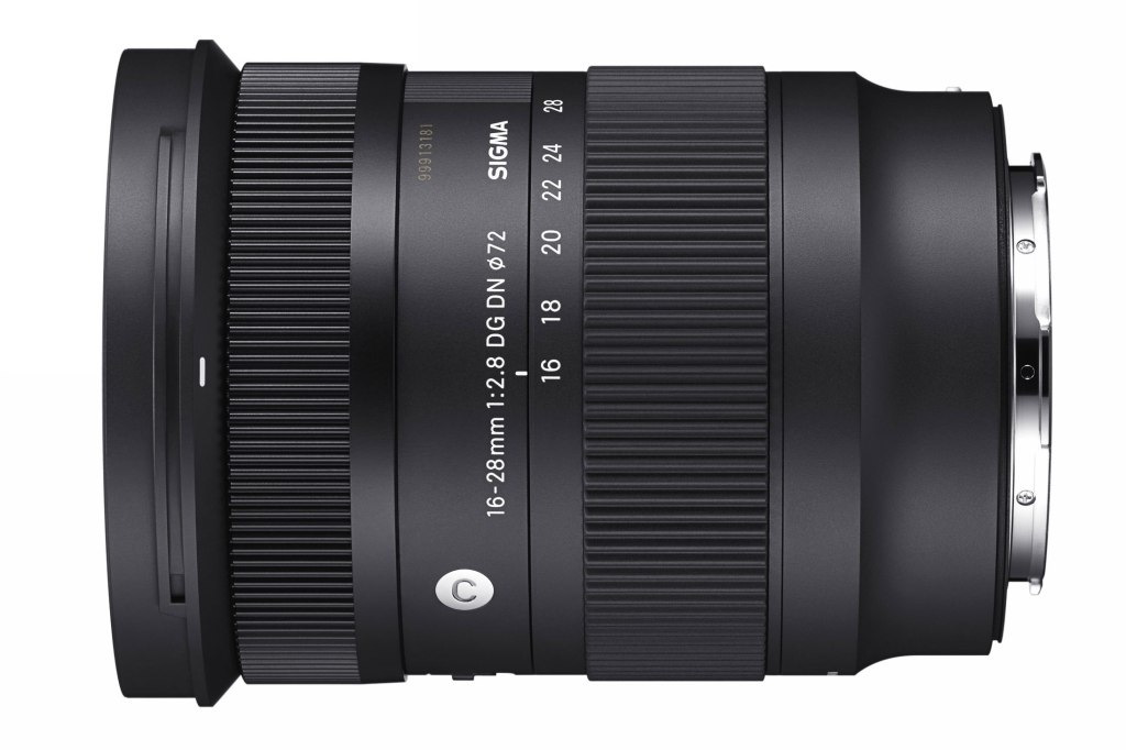 Sigma 16-28mm F2.8 top view