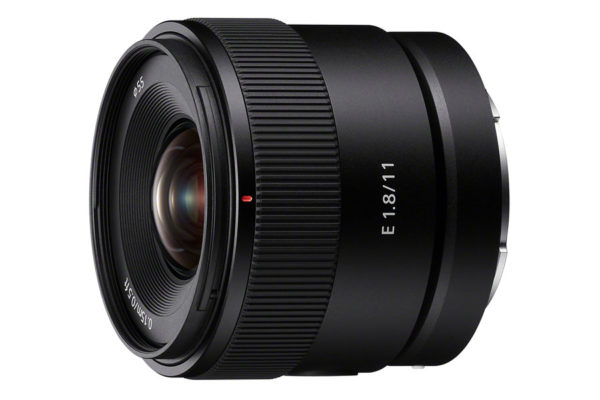 Sony E 11mm F1.8, top view