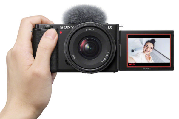Sony E 11mm F1.8 on Sony ZV-E10