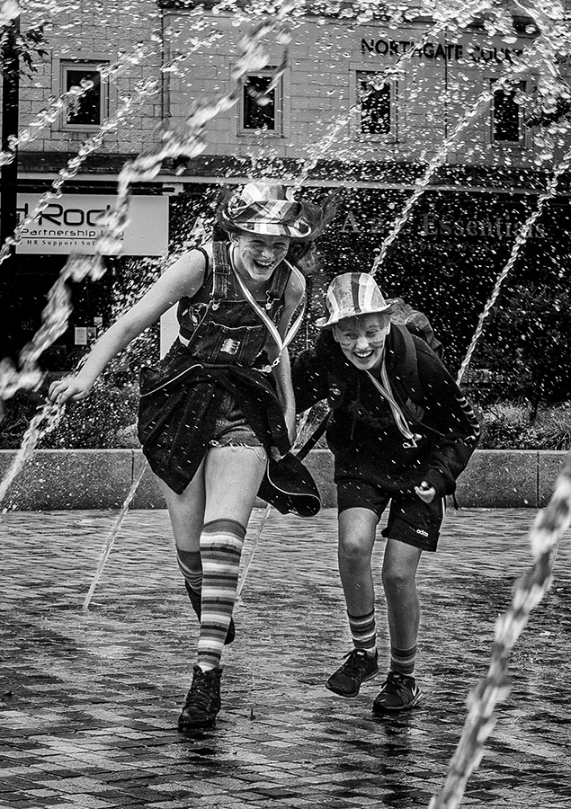 Fun in the Fountain. Image: Lorraine Spittle